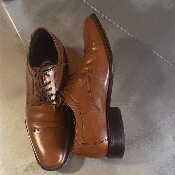 J. Murphy Men's Brown Leather Dress Shoes. 9M - Picture 2 of 7